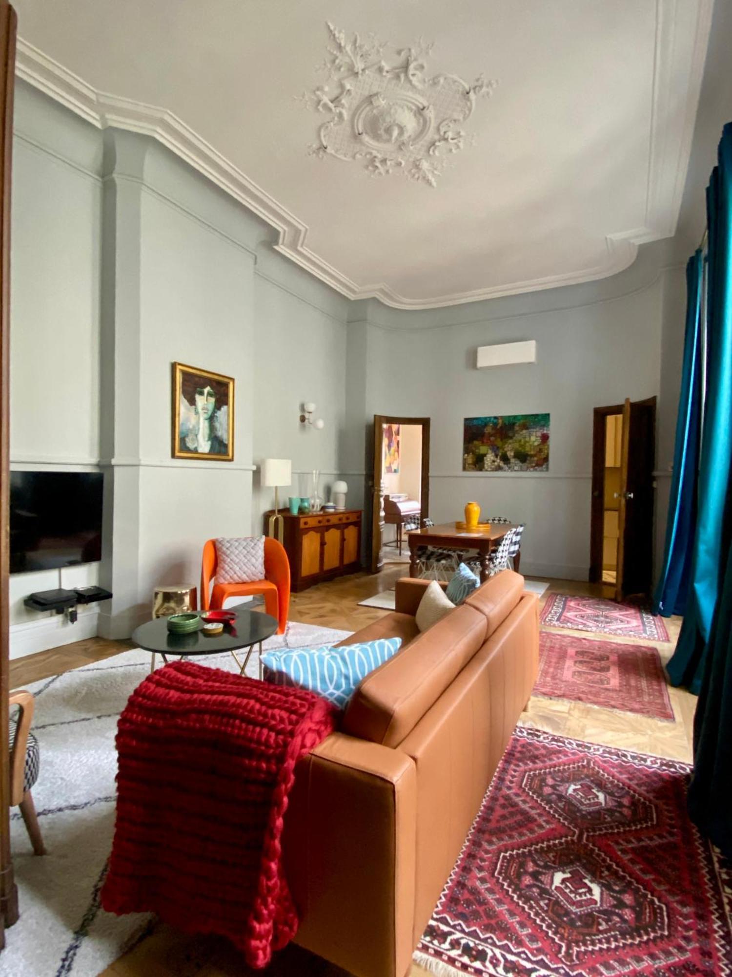 CARCASSONNE HISTORIC DUPLEX 4 star air conditioned APARTEMENT d`ÉGLANTINE Carcassonne Esterno foto