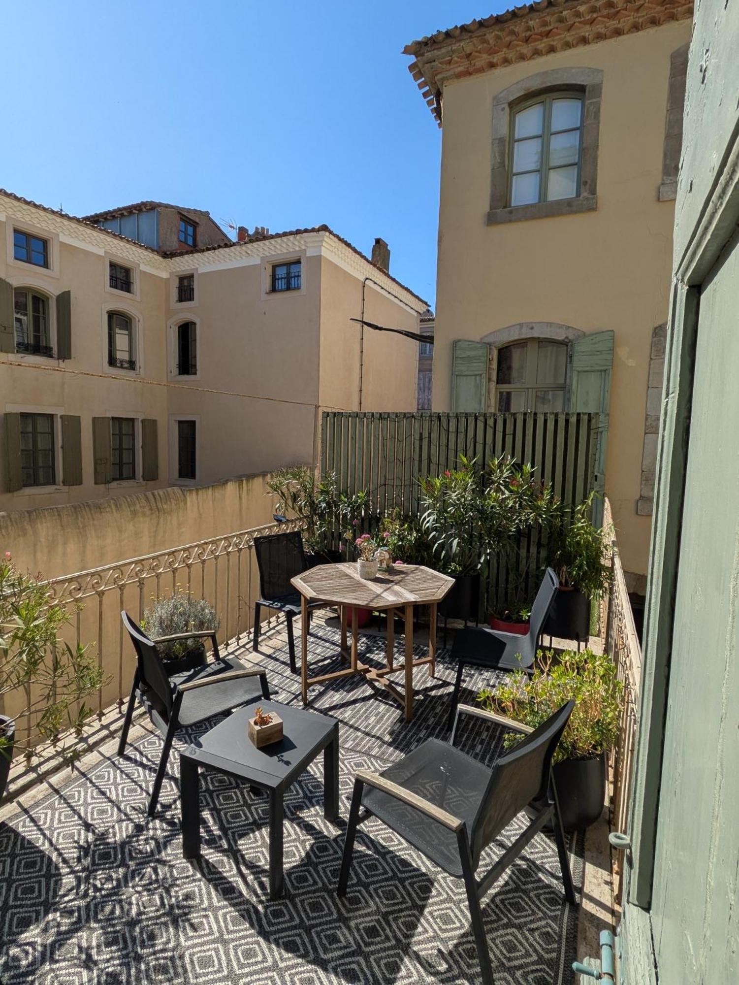 CARCASSONNE HISTORIC DUPLEX 4 star air conditioned APARTEMENT d`ÉGLANTINE Carcassonne Esterno foto